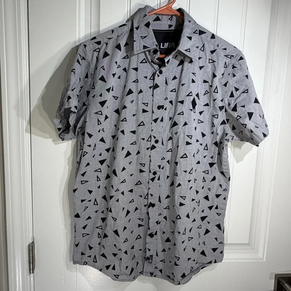 LIRA Originals Gray Black Geometric Triangle Button Front Shirt Size L